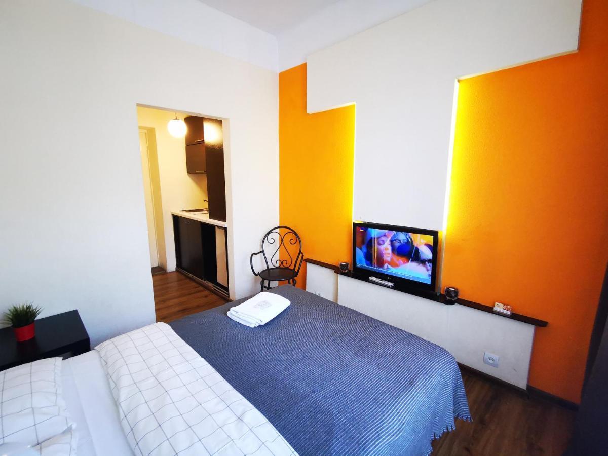 Orange Studio With Balcony Apartamento Klaipėda Exterior foto